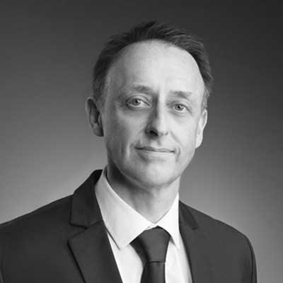 Ian Springle headshot