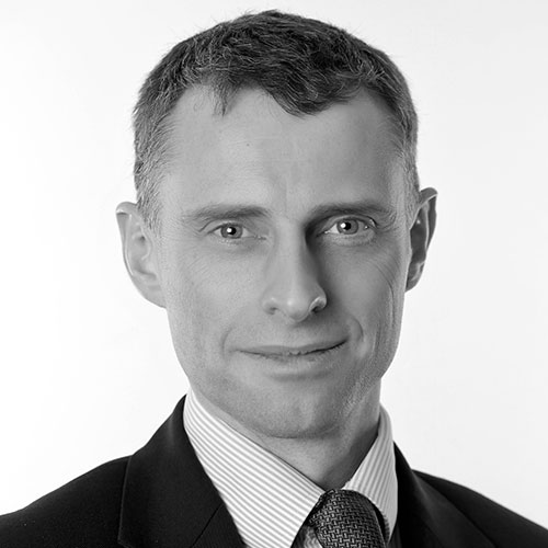 Paul Williams Headshot